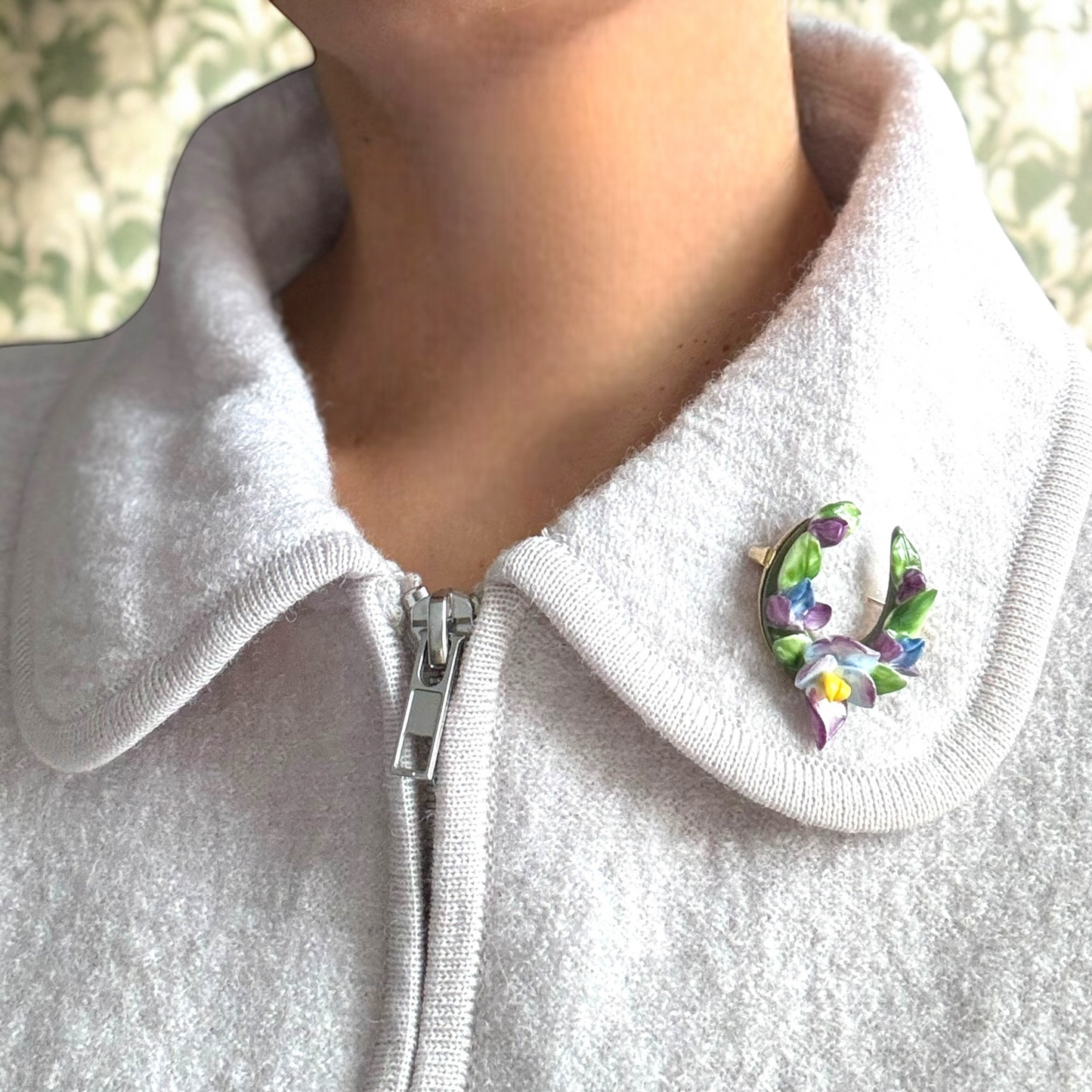 Vintage Royal Doulton Çiçekli At Nalı Broş