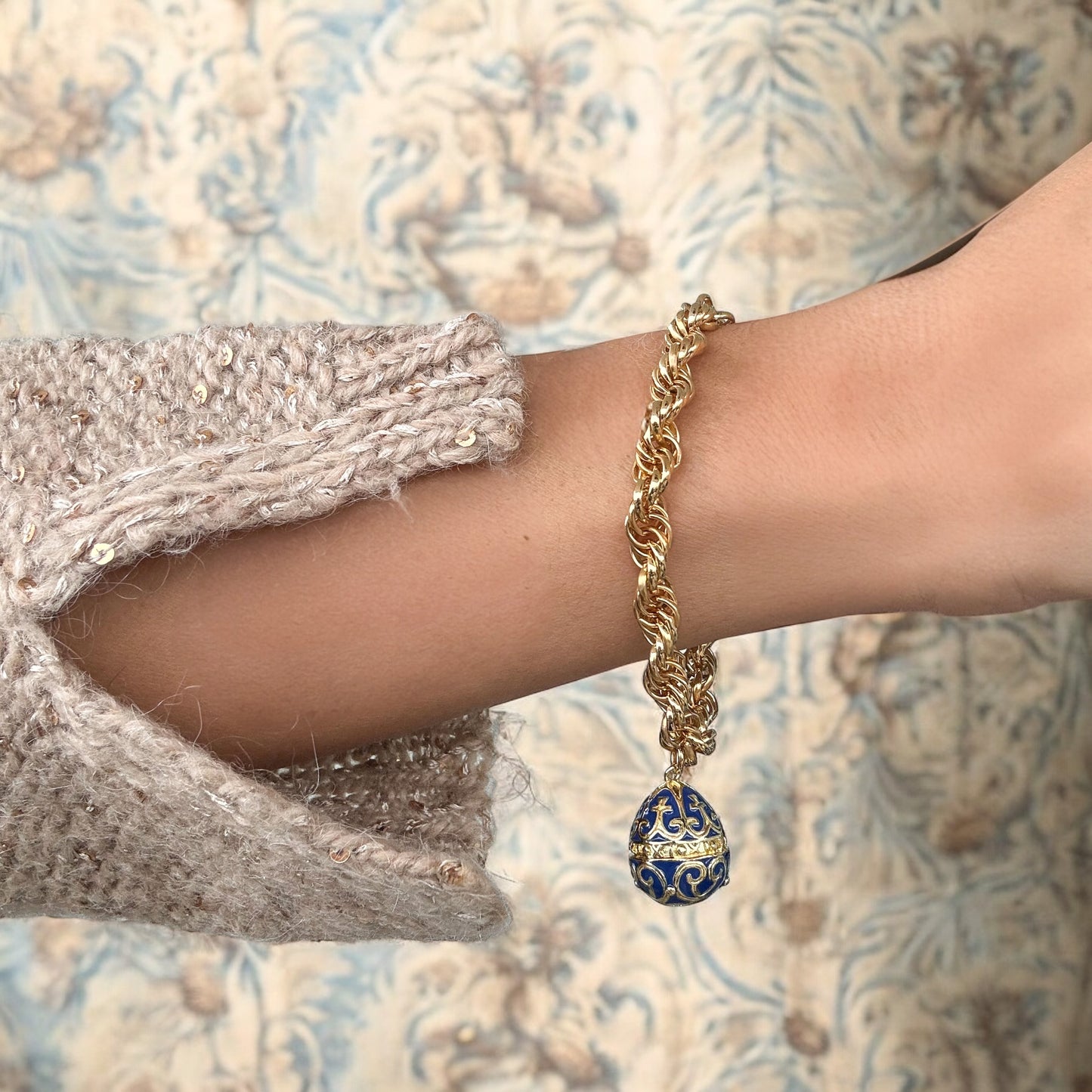 Mavi Mineli Yumurta Charm Detaylı Vintage Bilezik