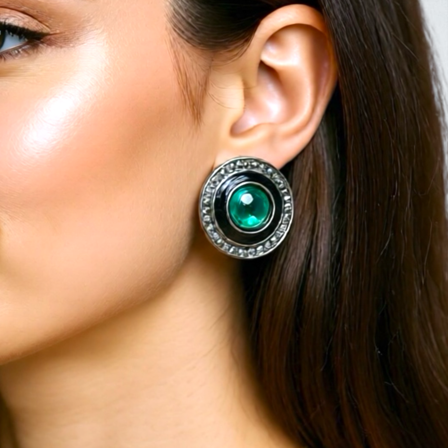 Vintage Yeşil Cam Detaylı Frank Usher Küpe