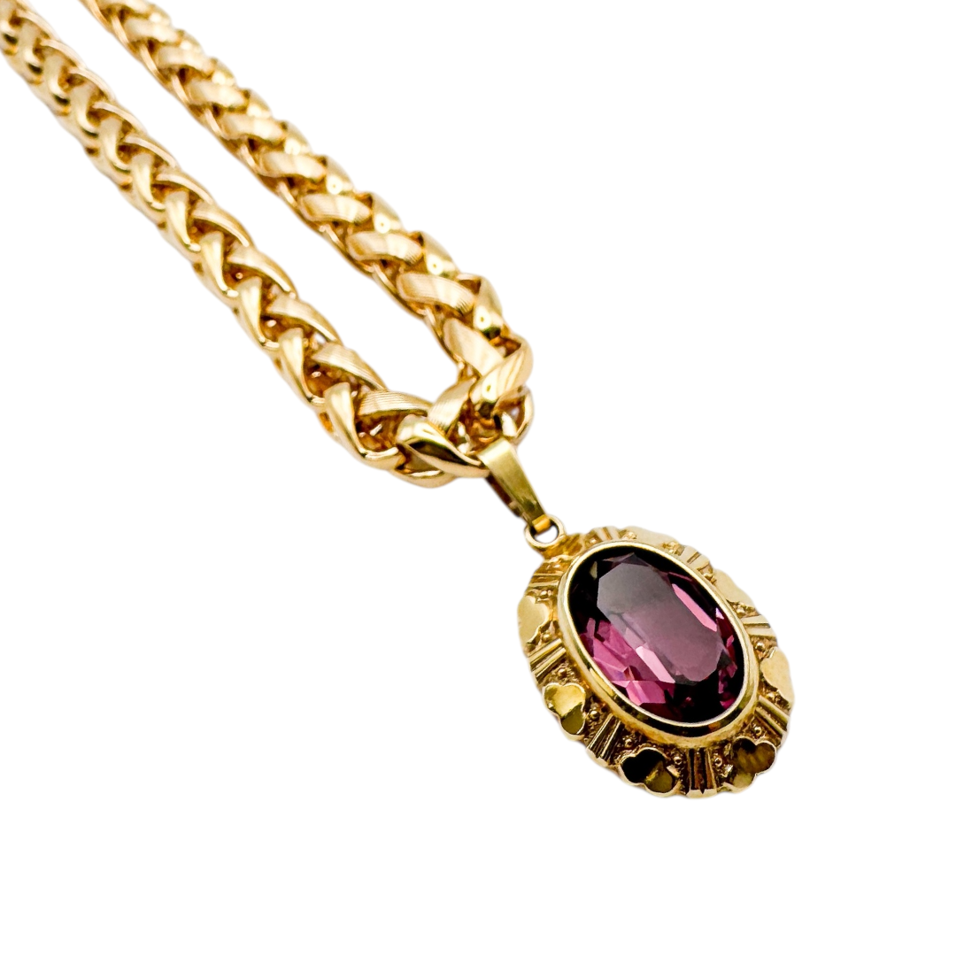 chunky gold chain necklace 1980s vintage design