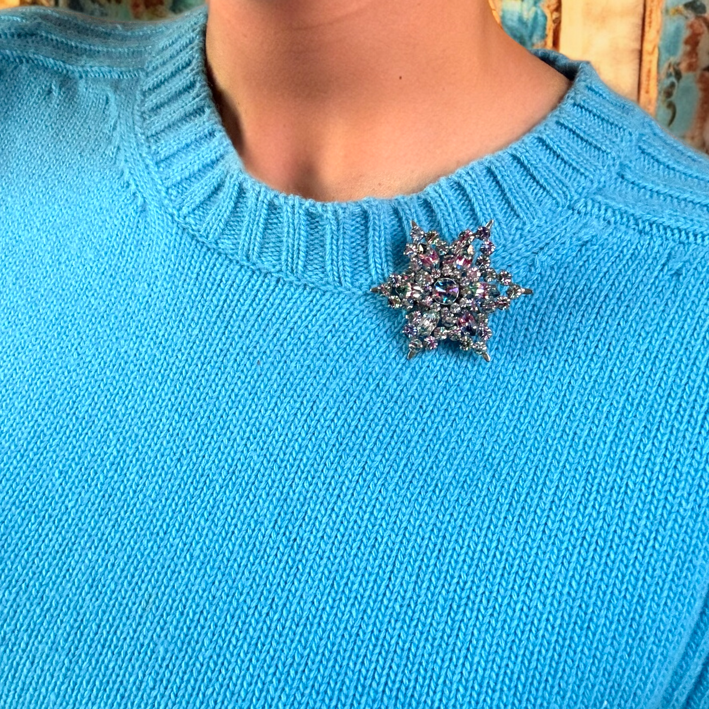 Vintage İris Kristal Kar Tanesi Broş